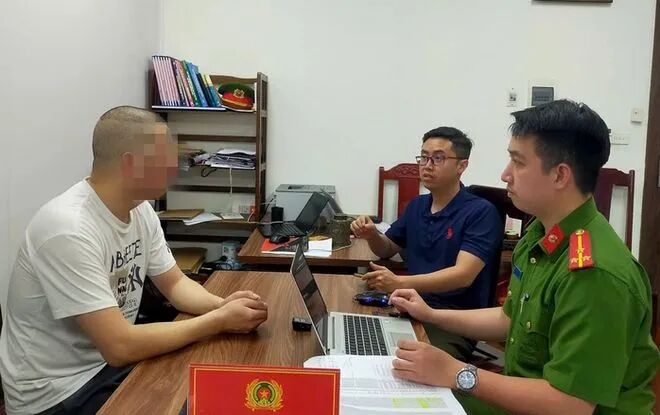 反诈警示图片